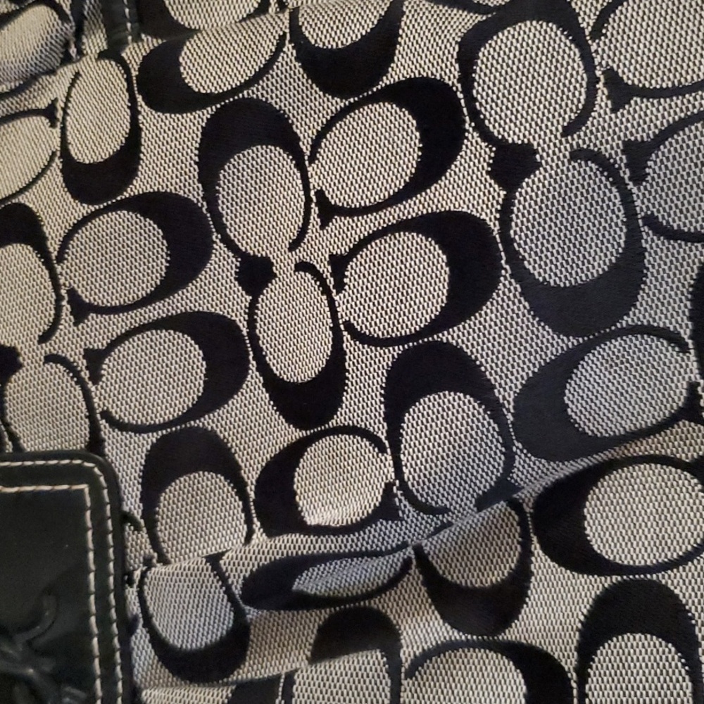 Coach Purse - Picture 3 of 16